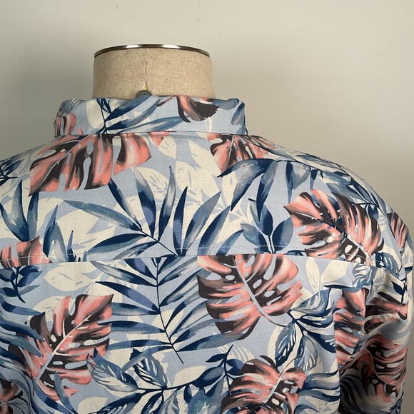 Tommy Bahama Silk Hawaiian Camp Shirt – XXL Tropical Monstera - Picture 4 of 13